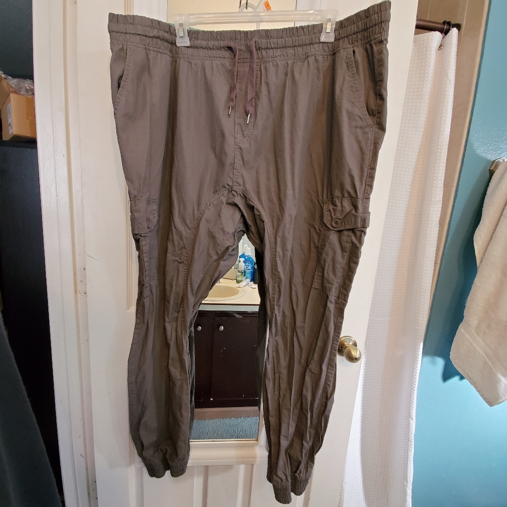 Men's joggers